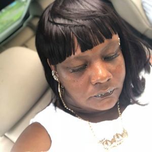 Meet your Posher, Detra